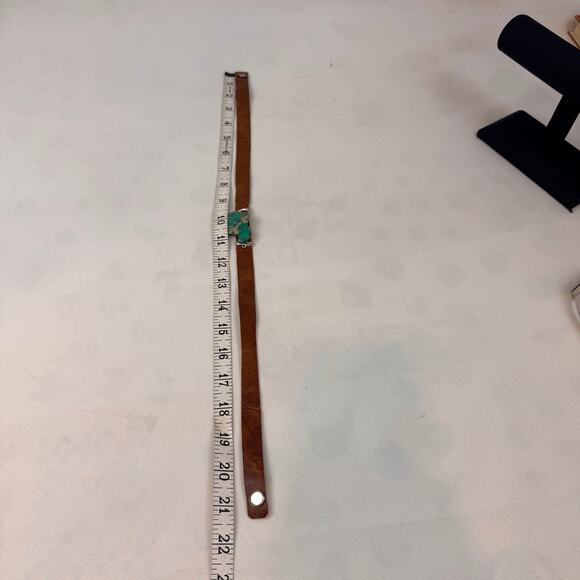 Turquoise Howlite and Leather Wrap Bracelet Artist Handmade Snap Closure - Picture 11 of 16